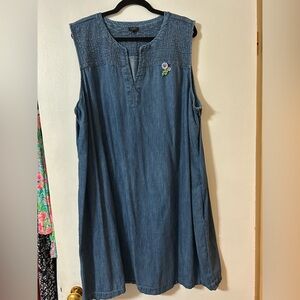 Talbots Blue Denim Sleeveless Dress with Floral Brooch